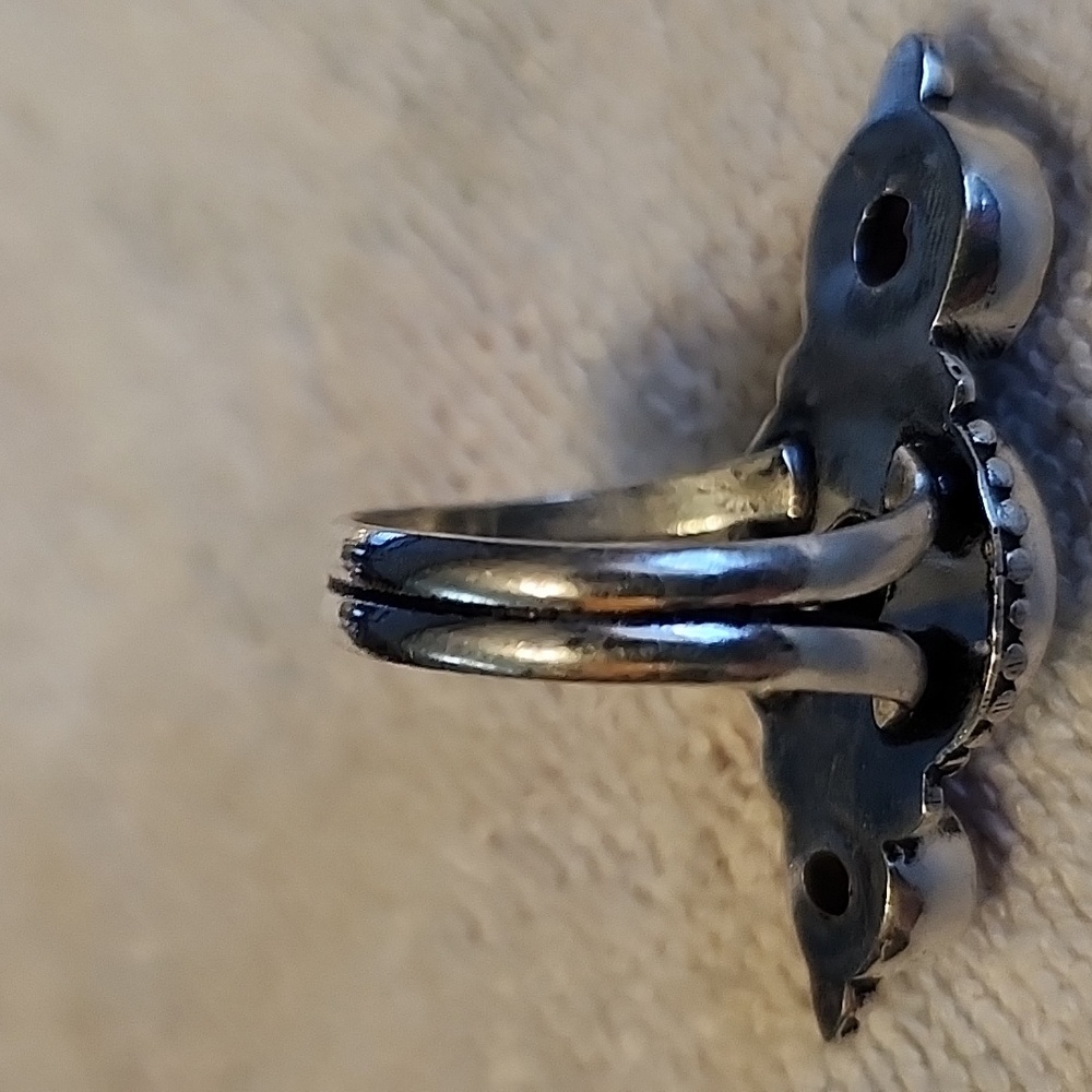 Elegant Multi-Stone Silver Ring - image 2